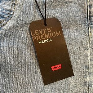 Levi’s wedgie high rise jeans